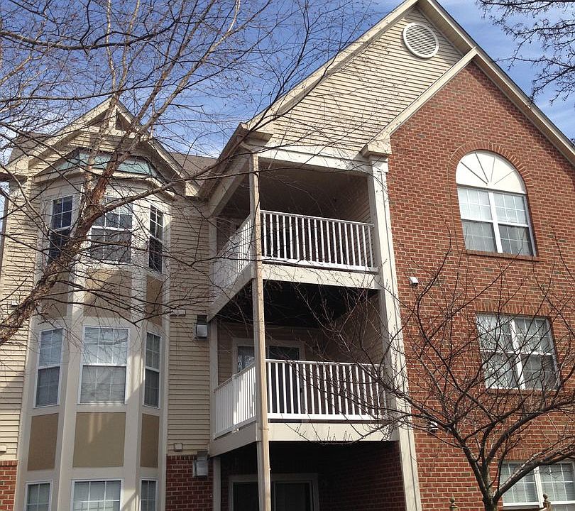 1st image of 621 Admiral Dr Unit 407