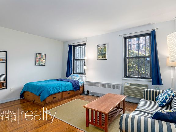 5th image of 184 Amity St APT 1B