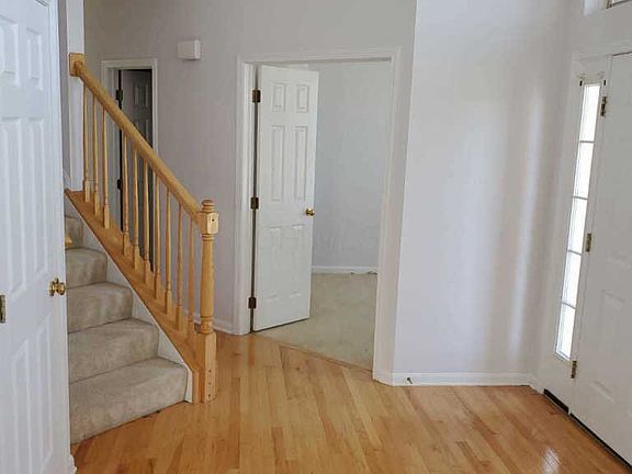 4th image of 5135 Silver Woods Ln