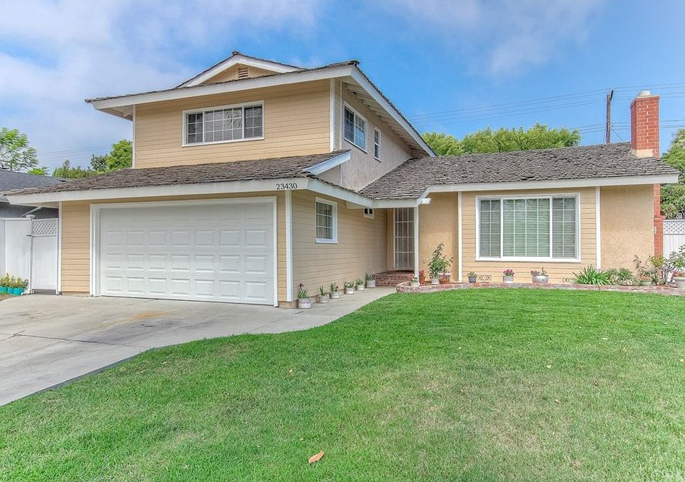 1st image of 23430 Evalyn Ave