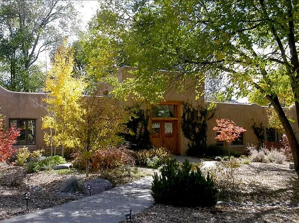 1530 Bishops Lodge Rd, Santa Fe, NM 87506