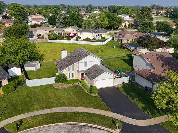 17007 Westwood Ct, Orland Hills, IL 60487