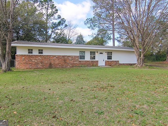 2nd image of 48 Forest Ave