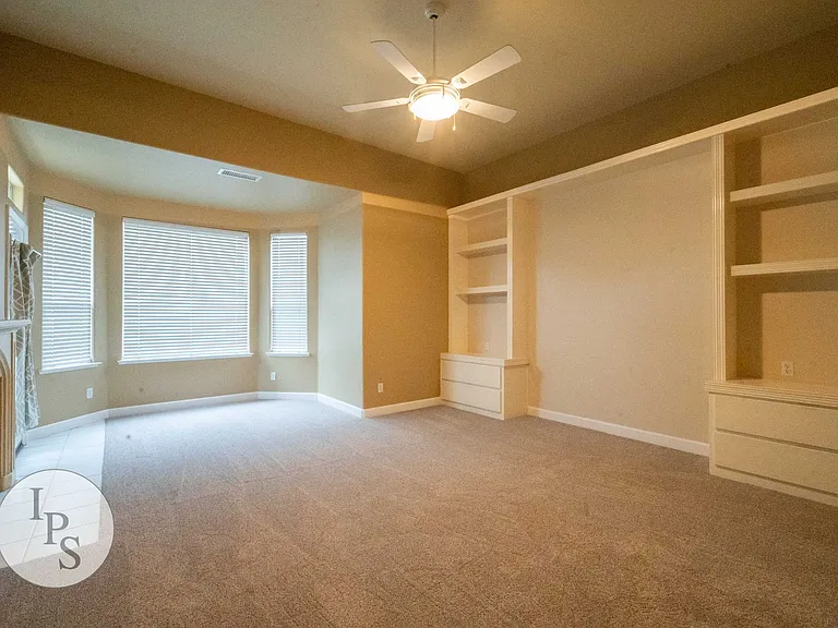 1891 E Oak Haven Dr — Photo 19