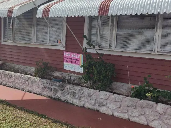 3199 Saturn Cir, North Fort Myers, FL 33903