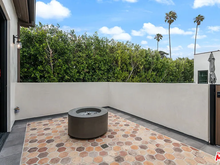 930 Lincoln Blvd #B — Photo 37