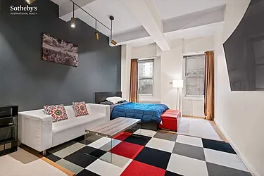 Rented by Sotheby's International Realty