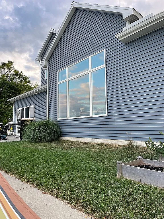 13538 Venetian Dr photo 1