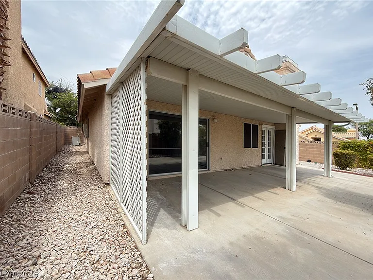 2436 Twin Flower Cir — Photo 13