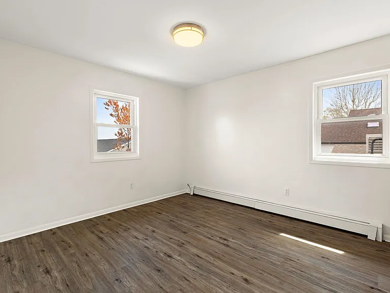 184 Central Ln #2 — Photo 12