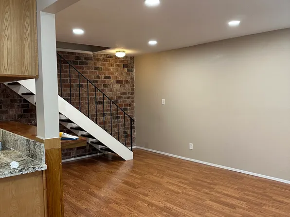 2842 Bidwell St APT 3, Davis, CA 95618