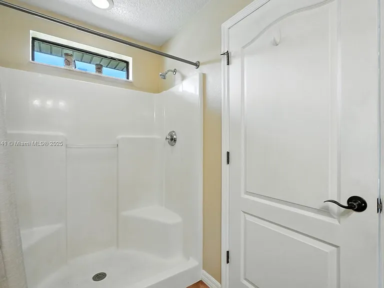20 Bennett Ln — Photo 10