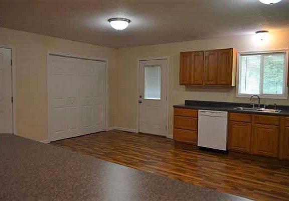 5th image of 11676 Finley Dr