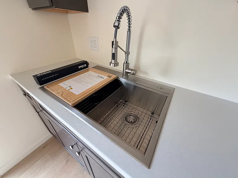 10 Penwood Dr #5 — Photo 6