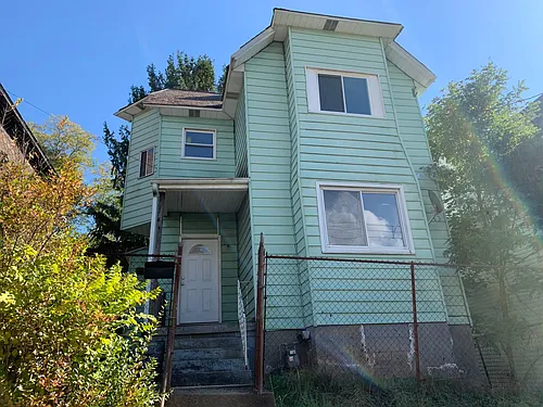 3922 Vinceton St Photo 1