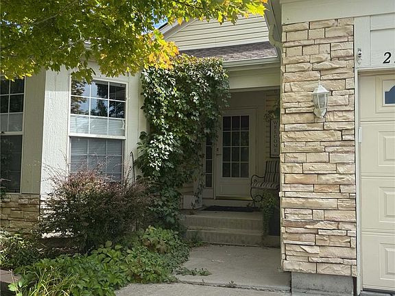 5th image of 22370 E Dorado Avenue