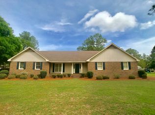 124 Quail Trl, Fitzgerald, GA 31750