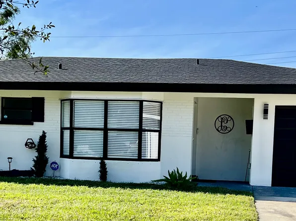 3920 Prudence Dr, Sarasota, FL 34235