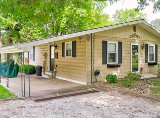 11610 Walnut Rd, Evansville, IN 47725