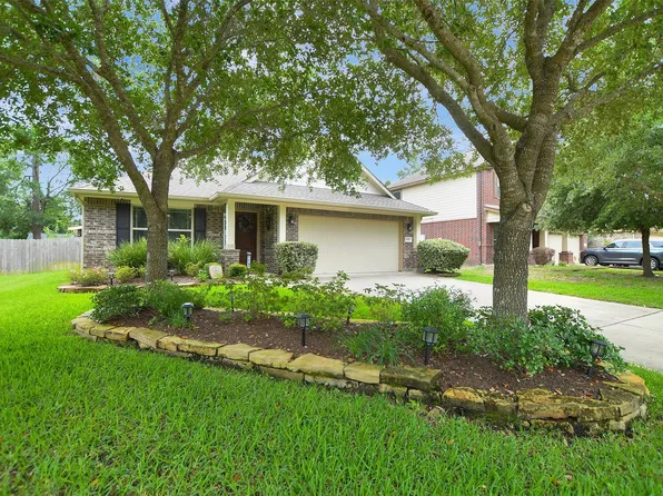 1620 Hickory Burl Ln, Conroe, TX 77301