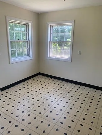 16 Abington Ave #2R — Photo 3