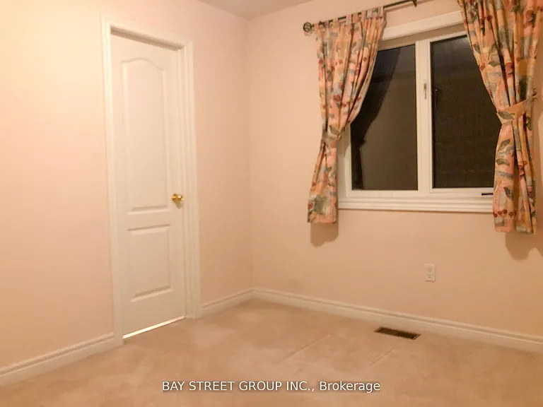 13 Pembrooke Rd — Photo 22