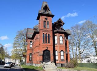 8 Claremont St #1-L, Worcester, MA 01610