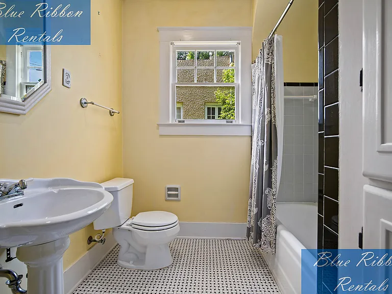 31 S Carlen St — Photo 13