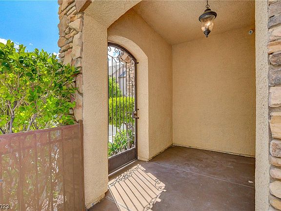 4th image of 9176 Worsley Park Pl