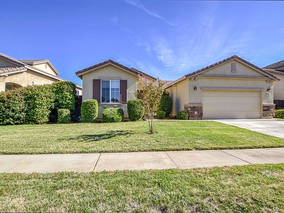 3rd image of 1738 Cattail Dr