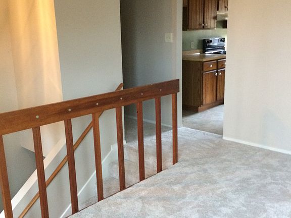 Foyer to LR and Kitchen