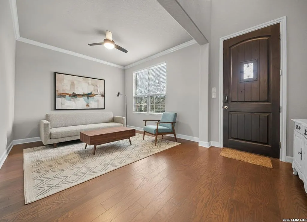 4 bed, 2620 sqft, $2,900 — Photo 4