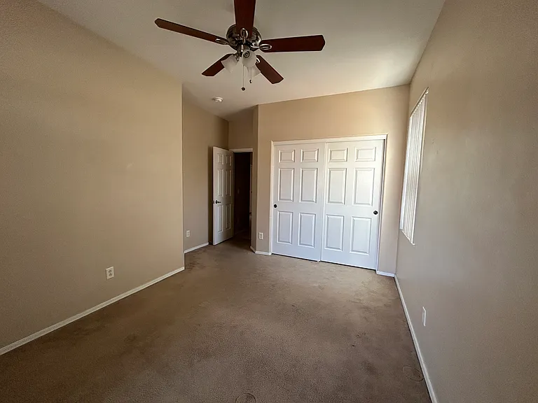 3869 S Coach House Dr — Photo 10