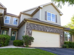 540 Countryfield Ln, Elgin, IL 60120