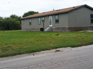 618 Avenue W, Robstown, TX 78380