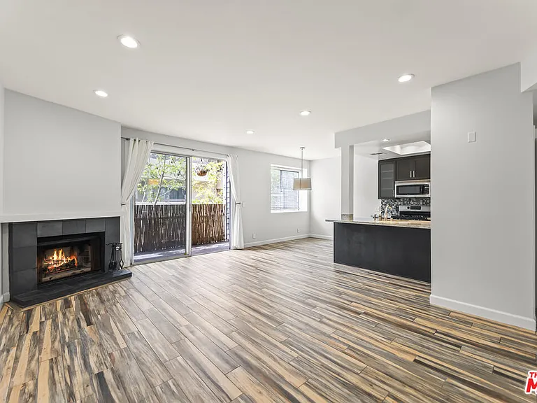 8500 Falmouth Ave #2104 — Photo 2