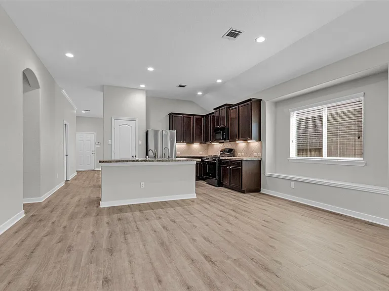 1510 Bella Garden Ct — Photo 9
