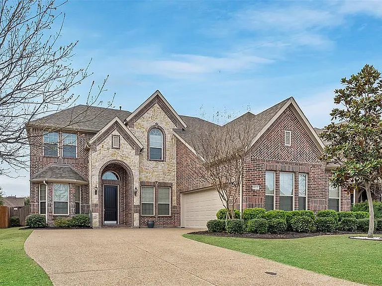 5521 Bentrose Dr — Photo 1