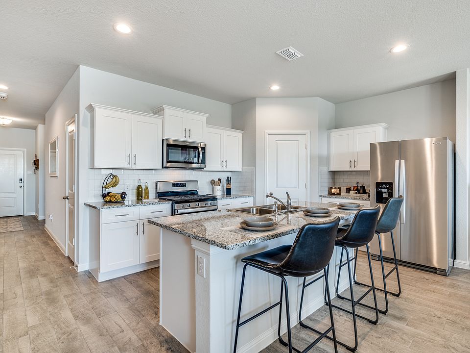 Beautiful Open Concept Living with washer, dryer, and refrigerator included!