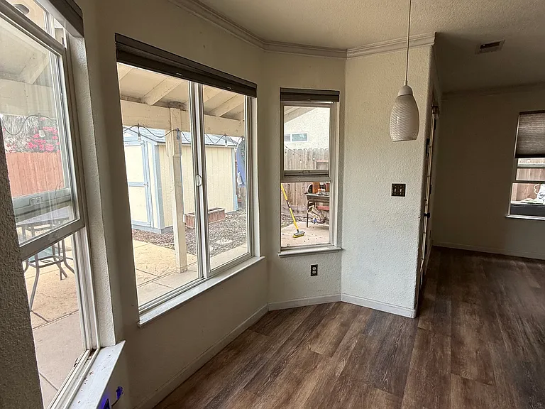 2625 Fiedler Way — Photo 17
