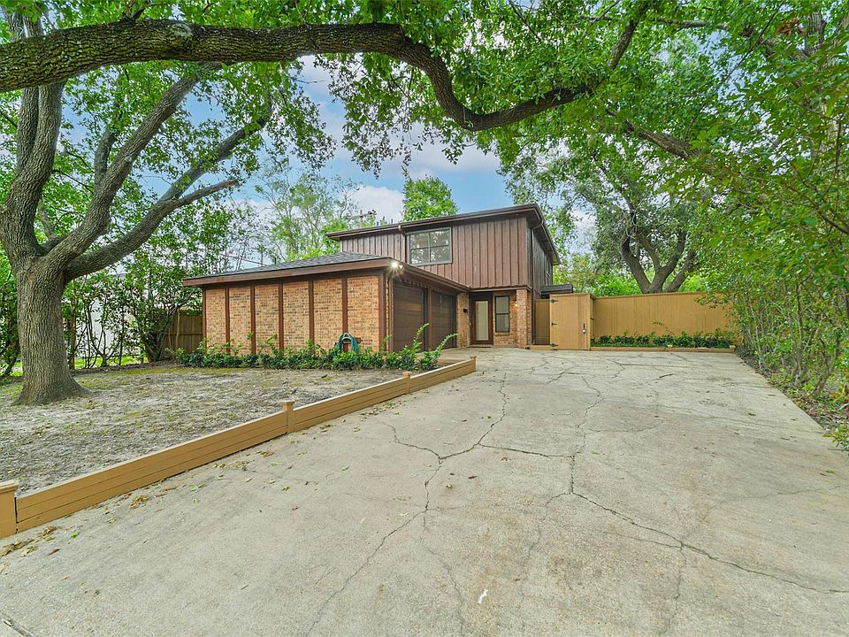 1st image of 3111 Rockyridge Dr