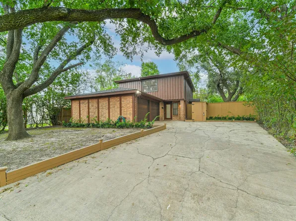 3111 Rockyridge Dr, Houston, TX 77063
