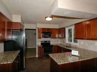 10477 Juan Calle, Clive, IA 50325