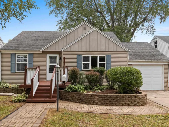 1339 11th Ave, Green Bay, WI 54304