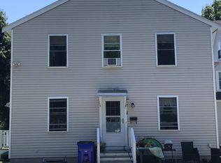 3 Hobart St, Exeter, NH 03833