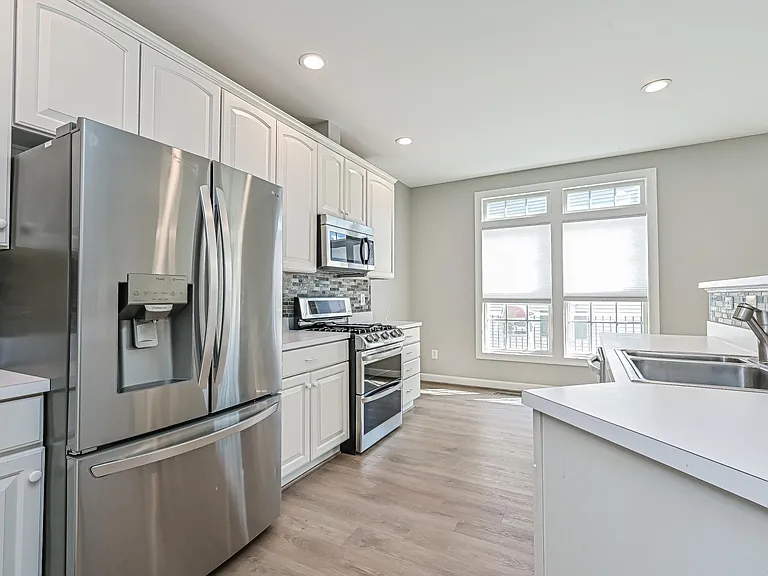 43045 Golf View Dr — Photo 25