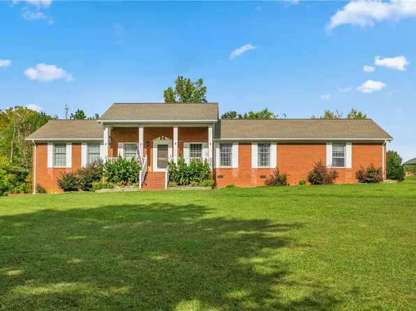 125 Stoney Creek Church Rd, Burlington, NC 27217