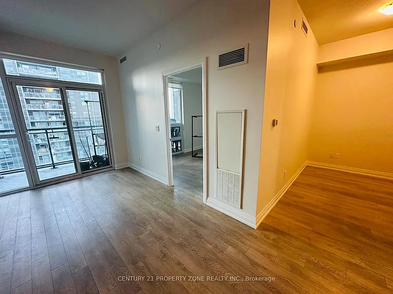 10 Meadowglen Pl #1003 — Photo 6