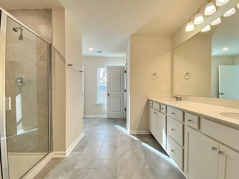395 Glen Clova Dr — Photo 18