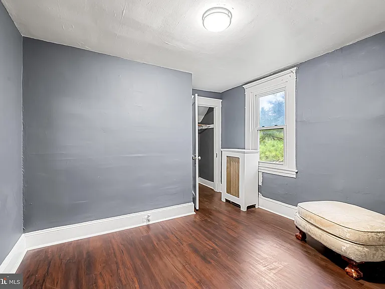 3727 Milford Ave — Photo 7